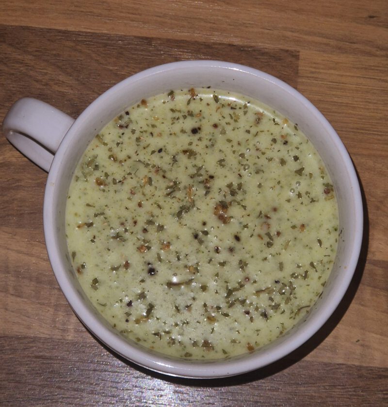 Kha-rins-keuken-Koolhydraatarm-Koolhydraatbeperkt-Minderkoolhydraten-Bewust-Romige broccoli soep